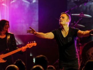 Marc Martel. Queen Extravaganza.