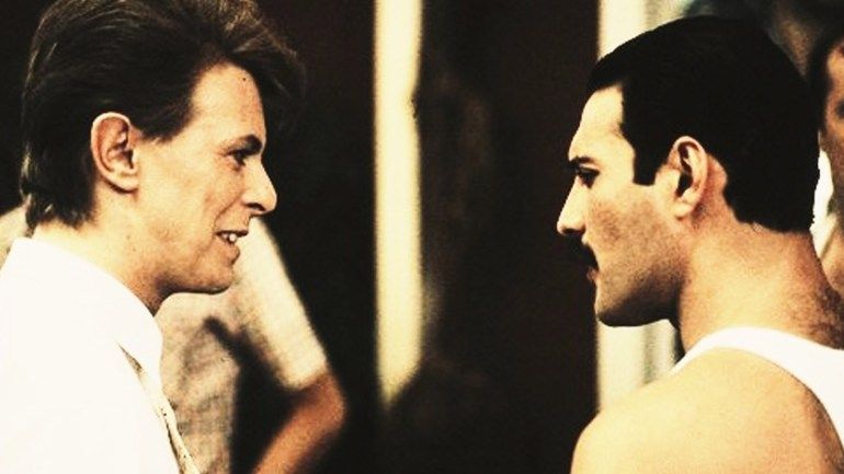 David Bowie y Freddie Mercury