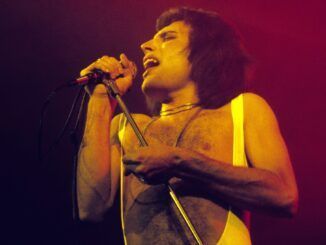 freddie mercury queen hyde park 1976