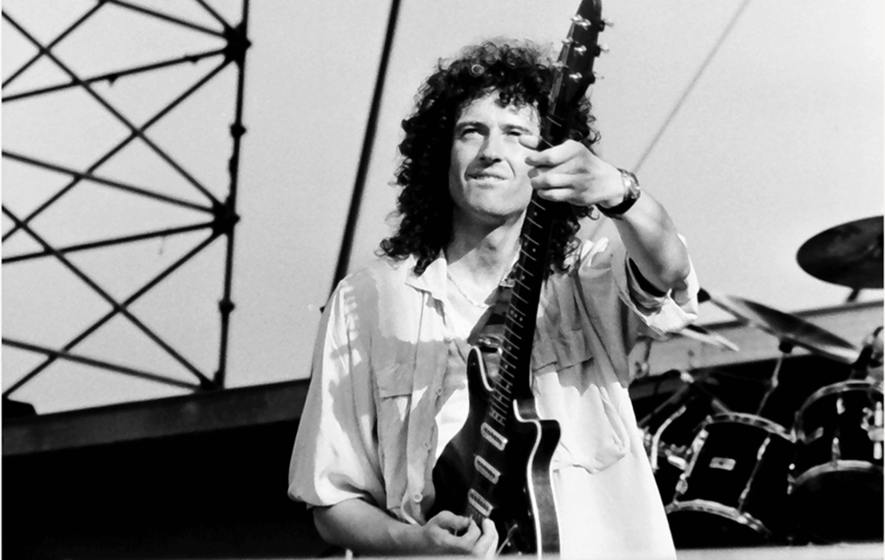 Brian May Slane Castle Queen Magic 1986