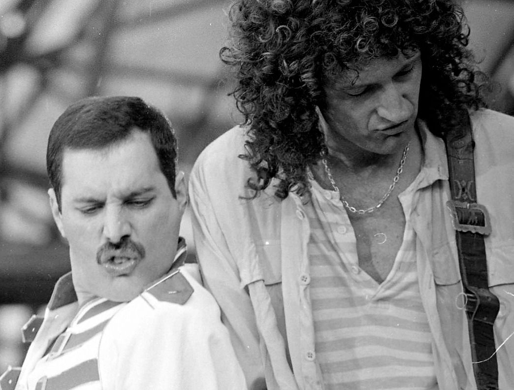 Freddie Mercury Slane Castle Queen Magic 1986