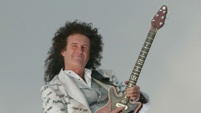 brian may queen jubilee 2002