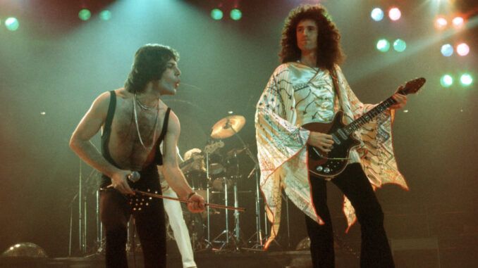 queen freddie mercury brian may 70