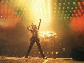 freddie mecury tokio 1979 queen