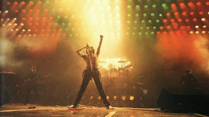 freddie mecury tokio 1979 queen