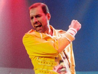 AQOM REVISTA NUM 10 freddie mercury queen