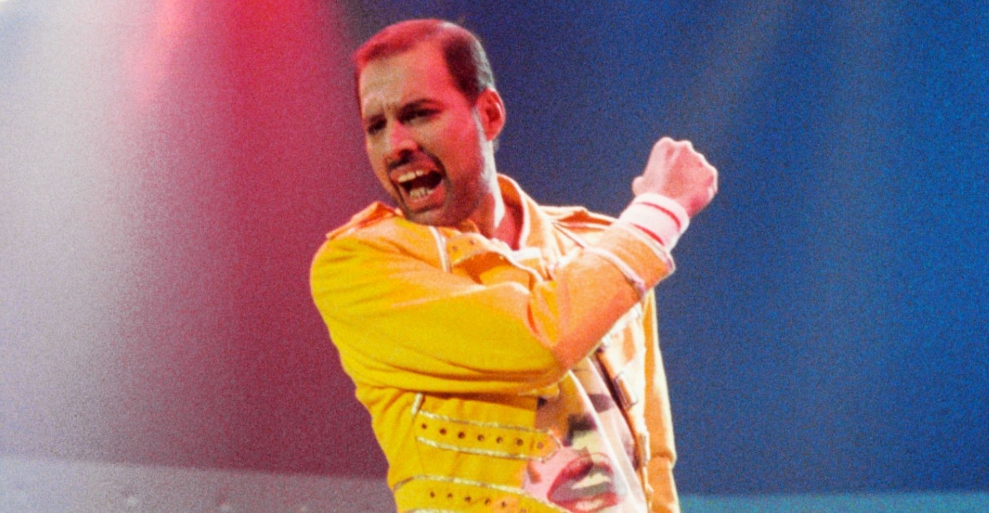 AQOM REVISTA NUM 10 freddie mercury queen