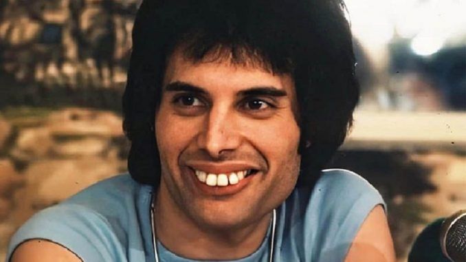 freddie mercury dientes