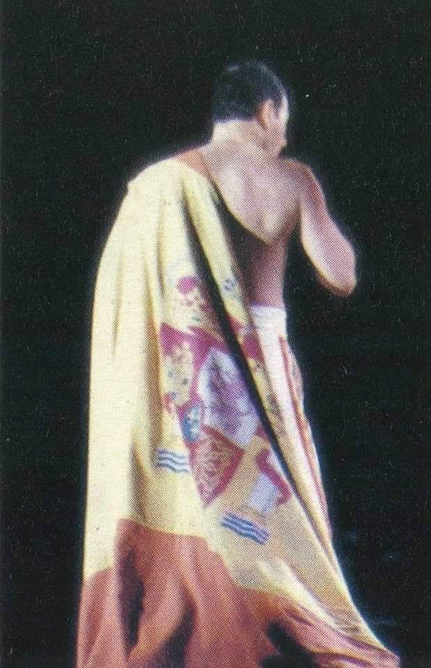 Freddie Mercury con la bandera de España.