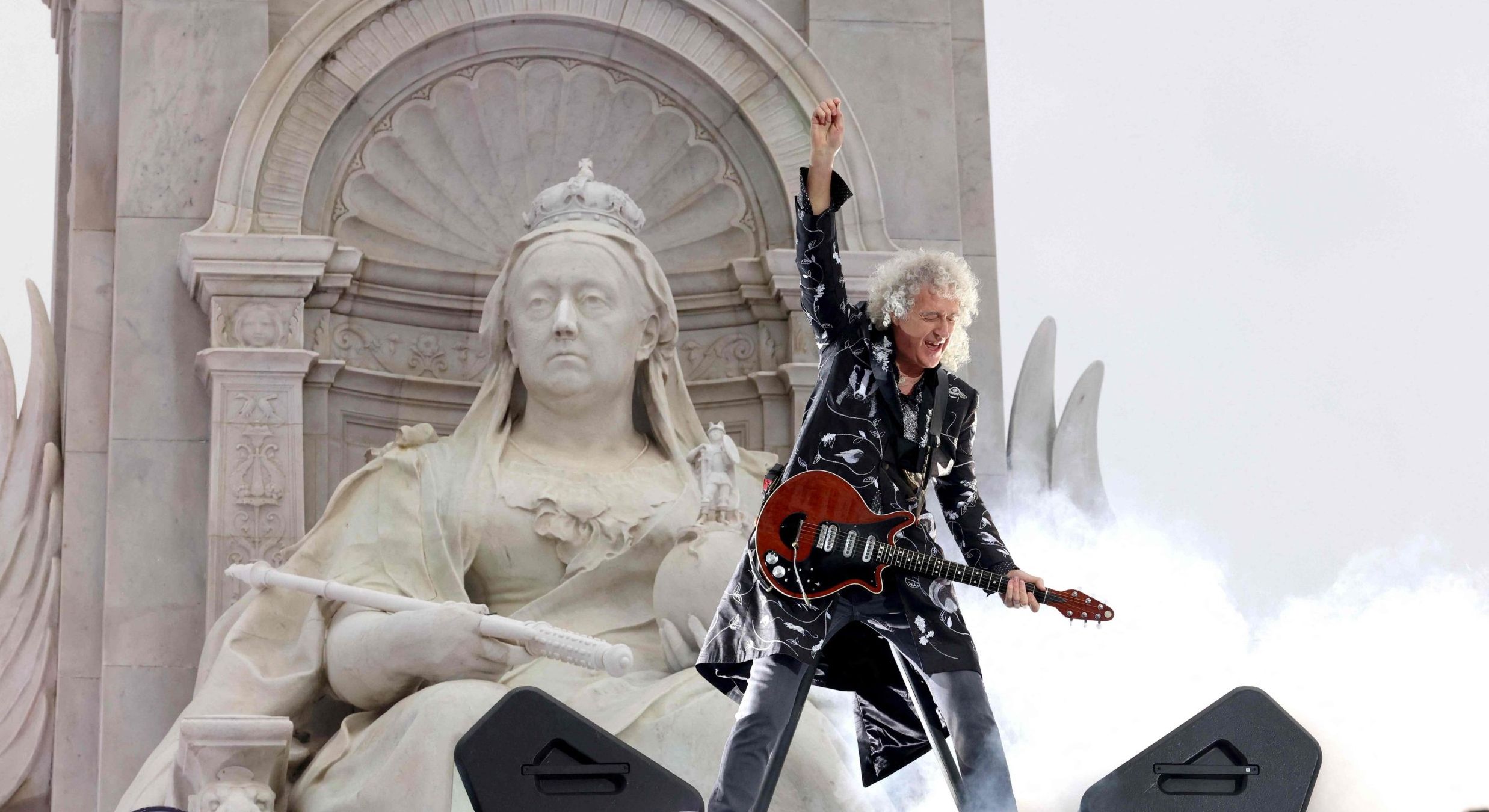 Brian May Queen