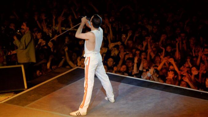 freddie mercury queen budapest 1986 magic tour aqueenofmagic