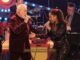 Roger Taylor interpreta 'Under Pressure' en el Jools Annual Hootenanny