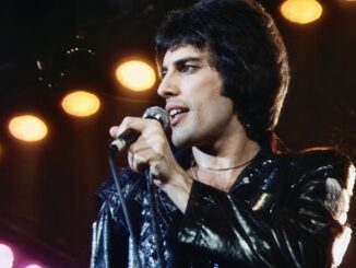 Queen interpreta Keep Yourself Alive en Múnich el 3 de mayo de 1978, grabación emitida en Rockpop